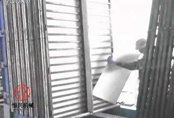 牆闆簡(jiǎn)易線視頻 簡易式(shì)輕質牆闆設備