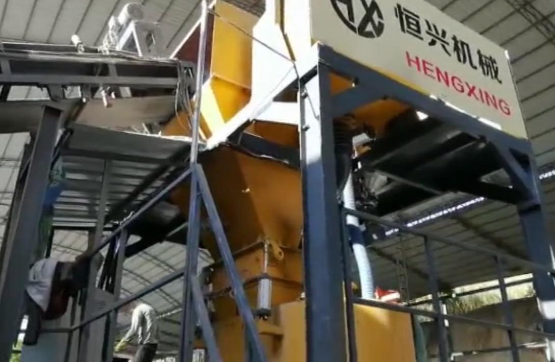 免蒸加氣(qì)塊設備 免蒸加氣(qì)磚生産線現場視(shì)頻